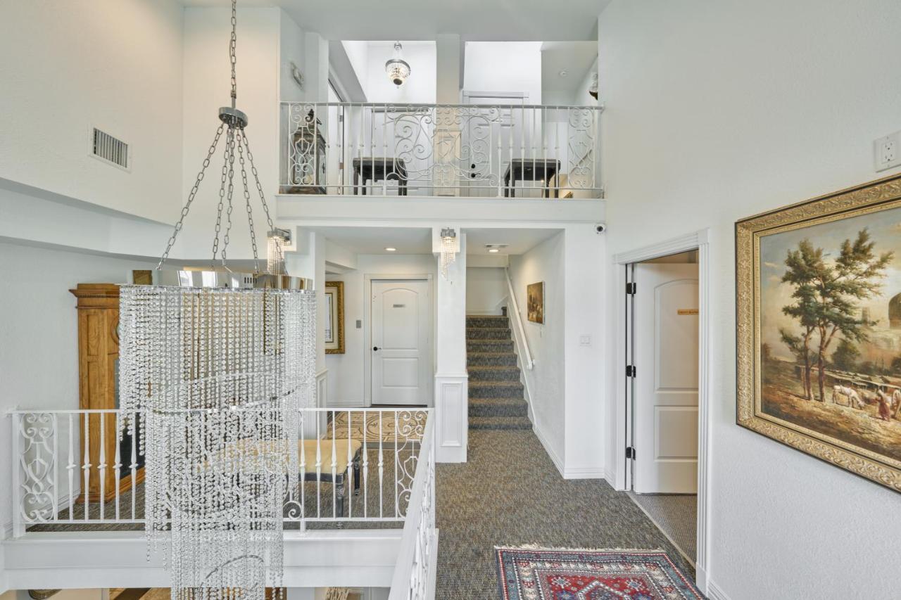 Villa With 8 Bedrooms And Heated Swimming Pool ヒューストン エクステリア 写真