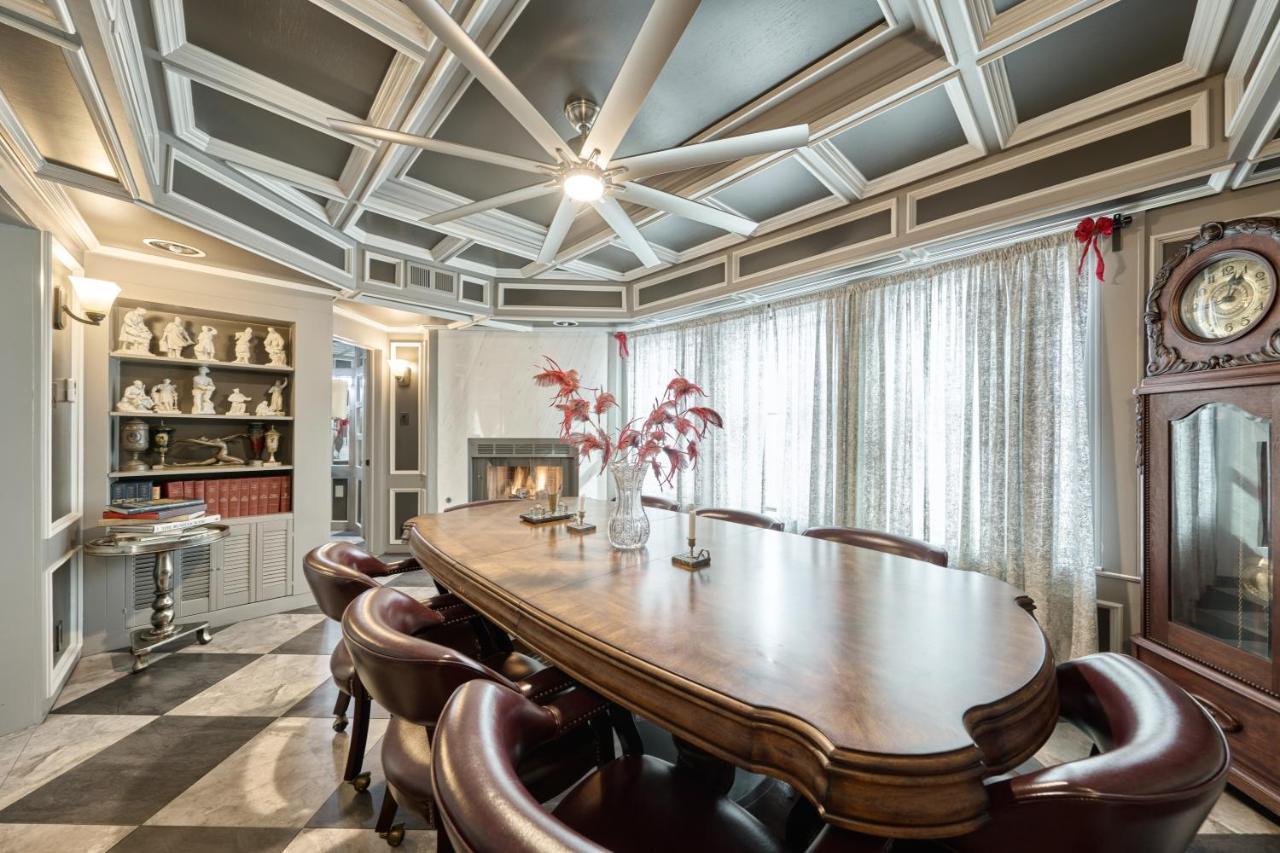Villa With 8 Bedrooms And Heated Swimming Pool ヒューストン エクステリア 写真